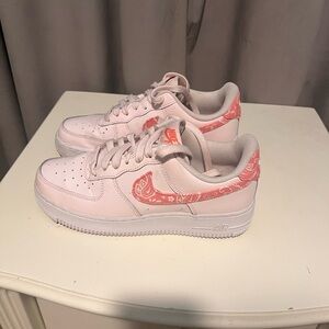 Nike AF1 Air Force 1, Light Pink and pink paisley Sneakers